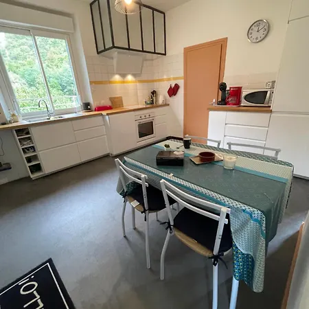 à Sur Ariège Le Sabart * Tarascon-sur-Ariège